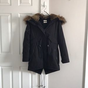 13/NYC parka with faux fur hood